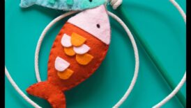 Kaķu makšķerēšanas prieki: DIY makšķeres rotaļlietas kaķiem