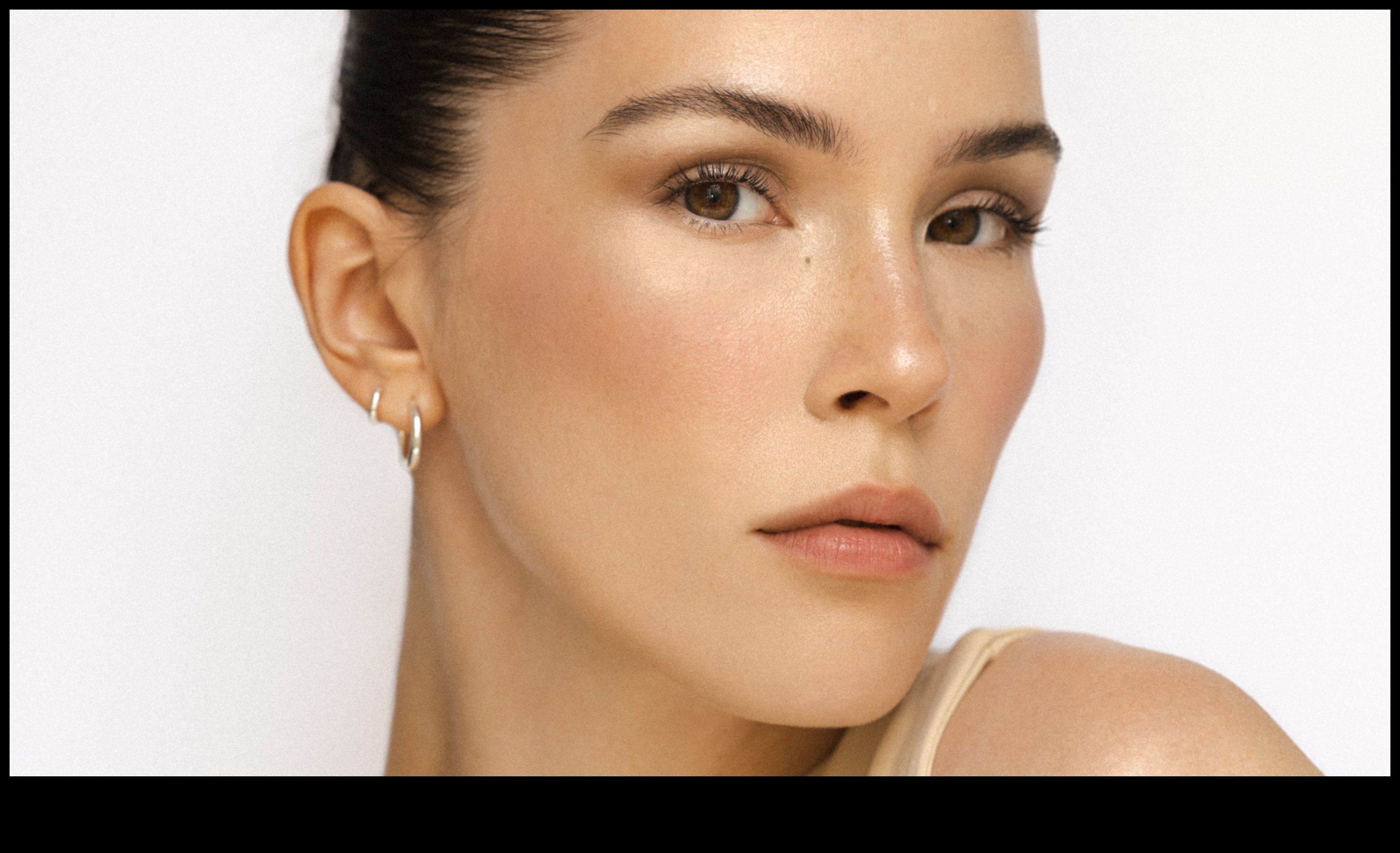 Neitrālu spēks: iegūstiet maigu un dabisku izskatu, izmantojot marķieri